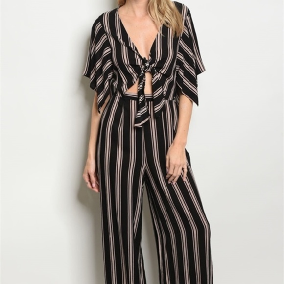 MFashions Dresses & Skirts - 🌷LAST 1🌷Gorgeous Striped Jumpsuit